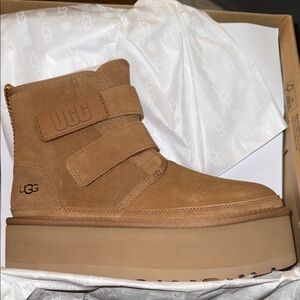 UGG Chestnut Neumal Platform